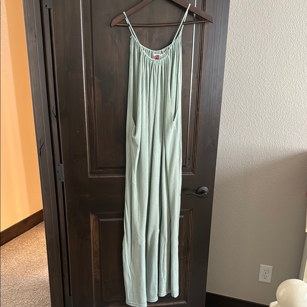 Flowy Green Maxi Dress
